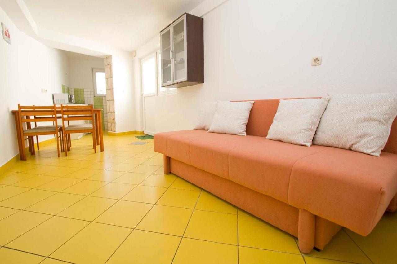 Apartments Srdjan Makarska Bagian luar foto