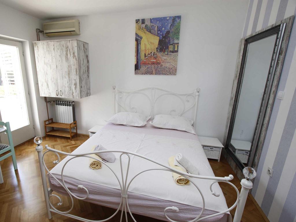 Apartments Srdjan Makarska Bagian luar foto